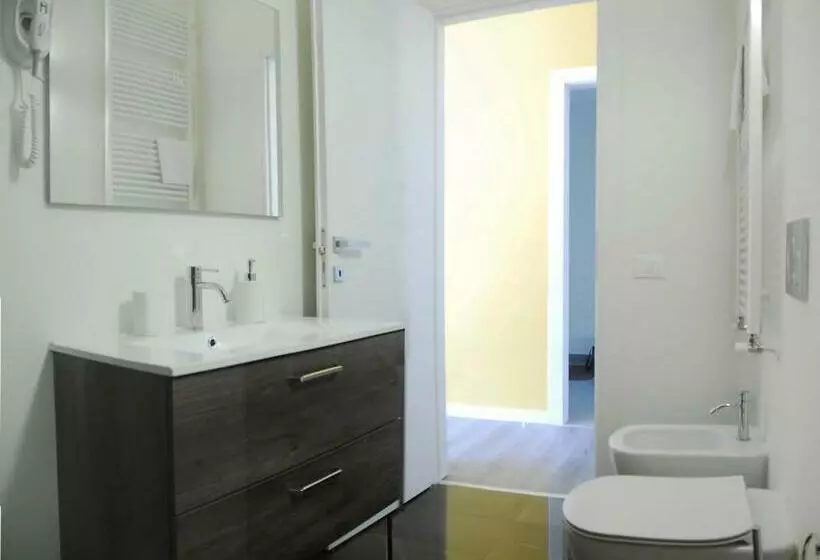 Aamiaismajoitus (B&B) Iseo Lake