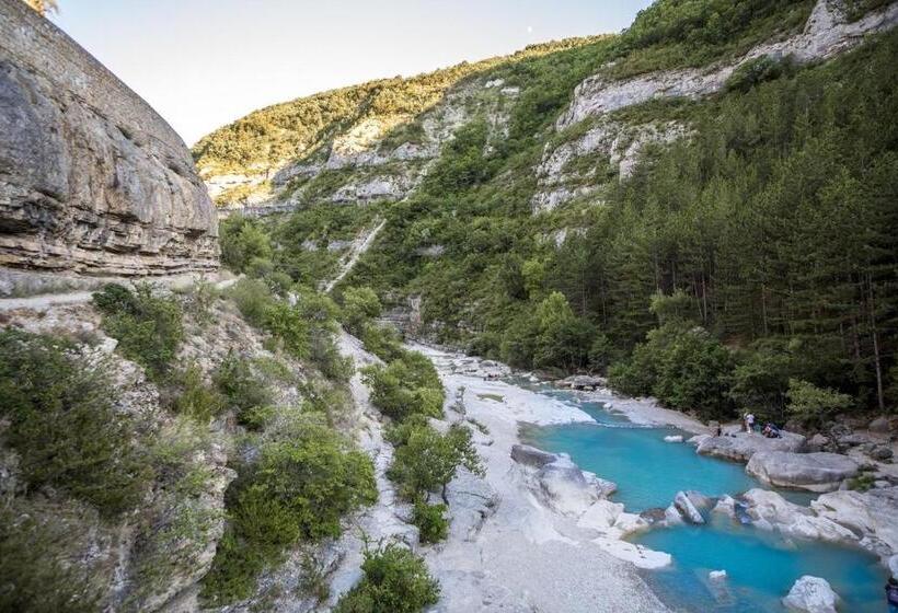 בית מלון כפרי Auberge De Barret Sur Meouge