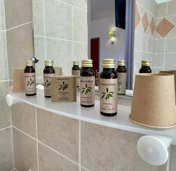 ホテル Auberge De Barret Sur Meouge