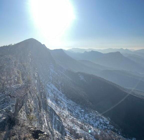 בית מלון כפרי Auberge De Barret Sur Meouge