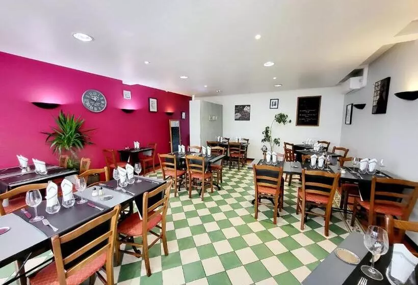 Hotelli Auberge Des Lacs Bleus