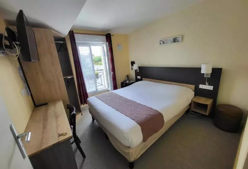 Hotelli Auberge Des Lacs Bleus