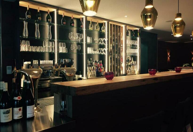 Buchners Hotel & Restaurant