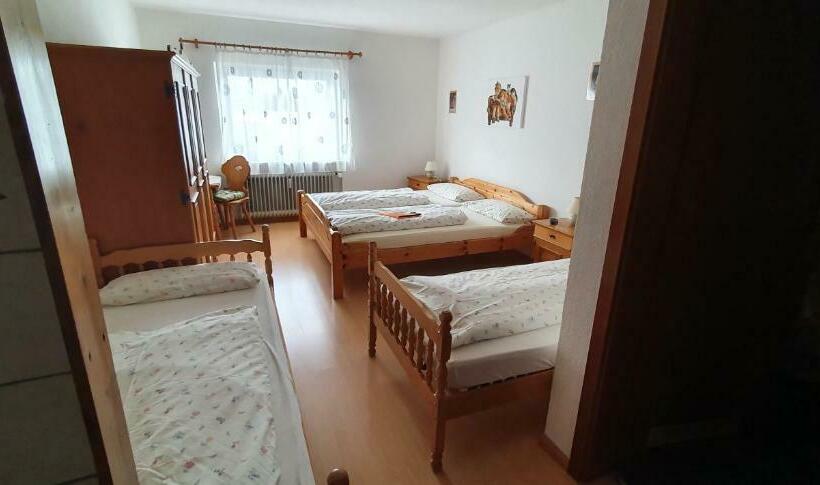 ホテル Gasthaus Mösle