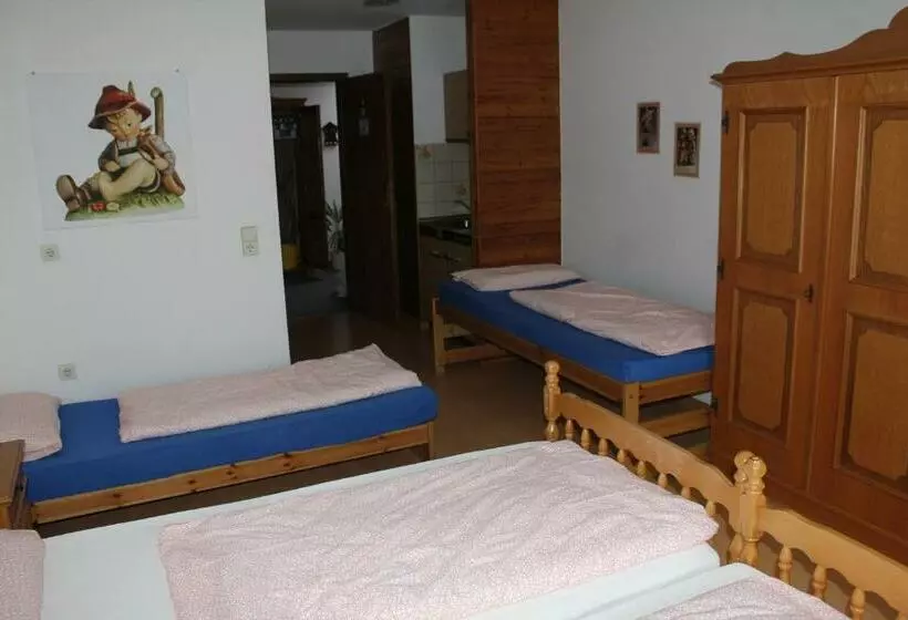 Hotelli Gasthaus Mösle