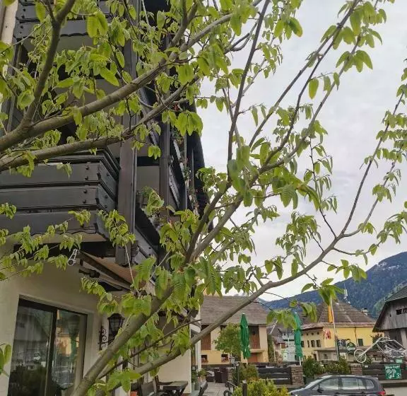 ホテル Gasthof Pension Golob