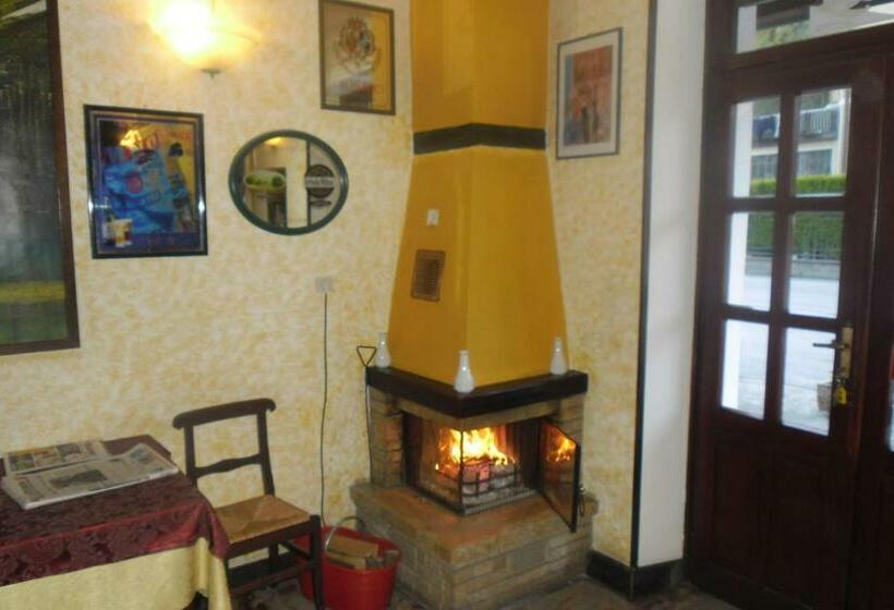 בית מלון כפרי L Ostu Del Povr Om