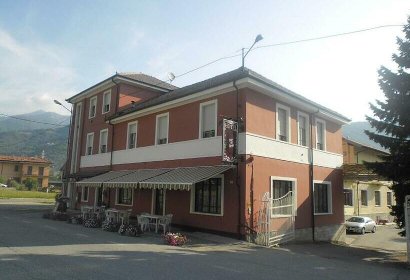 בית מלון כפרי L Ostu Del Povr Om