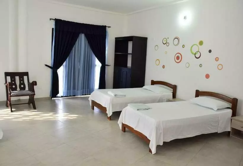 Hotelli Plaza Real Montelíbano