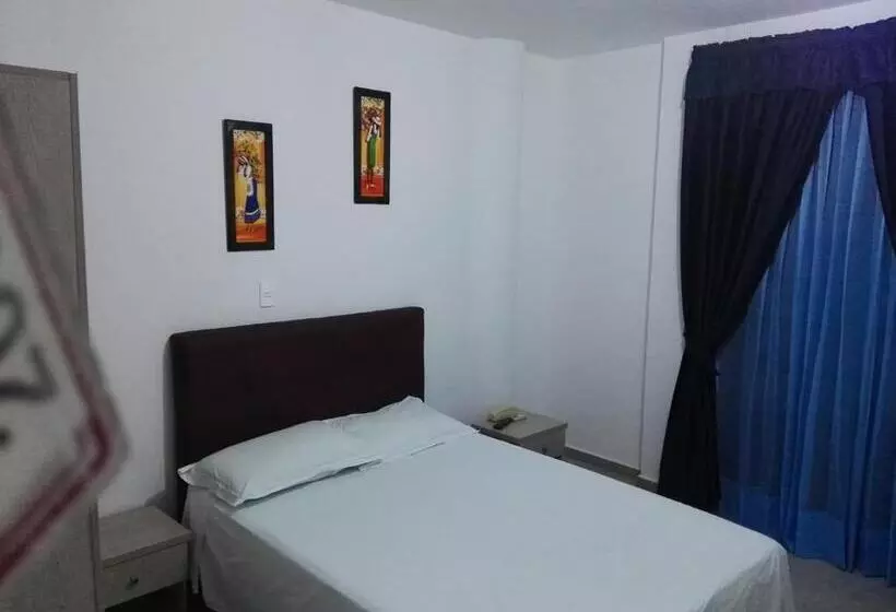 Hotelli Plaza Real Montelíbano