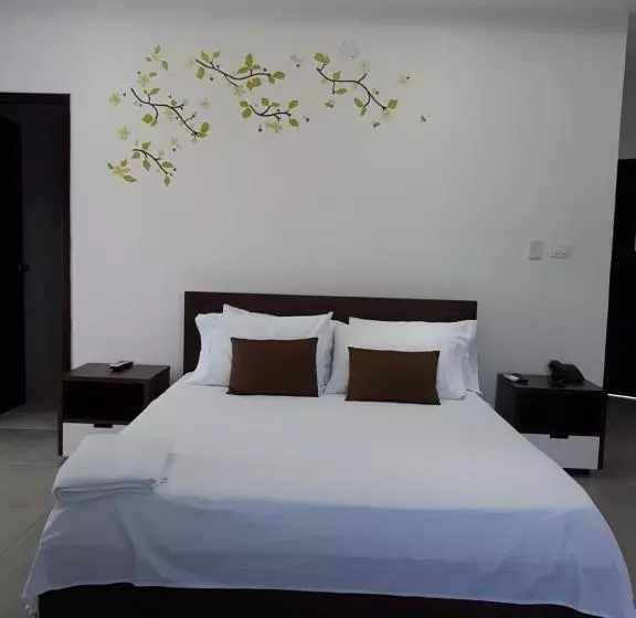 Hotelli Plaza Real Montelíbano