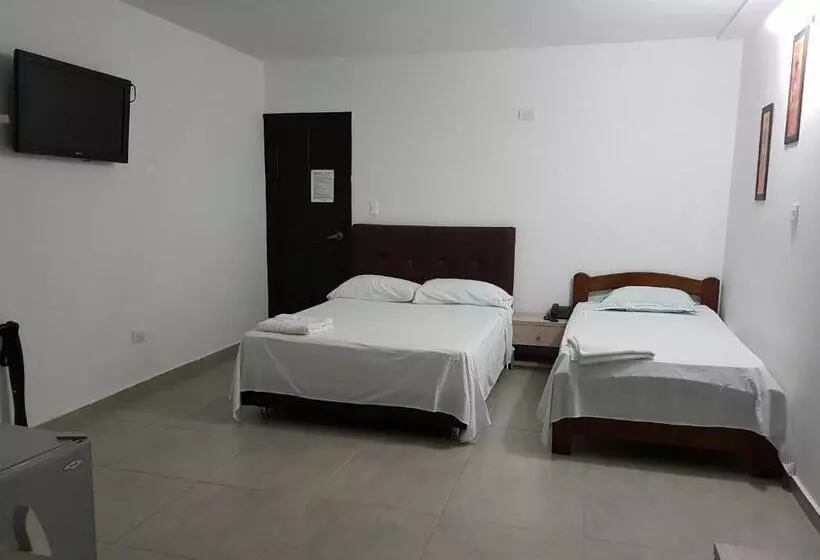 Hotelli Plaza Real Montelíbano