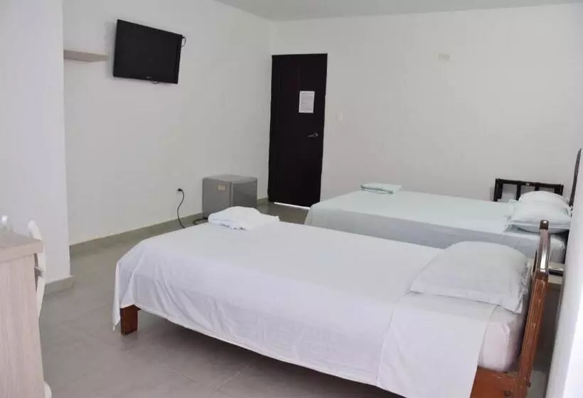 Hotelli Plaza Real Montelíbano