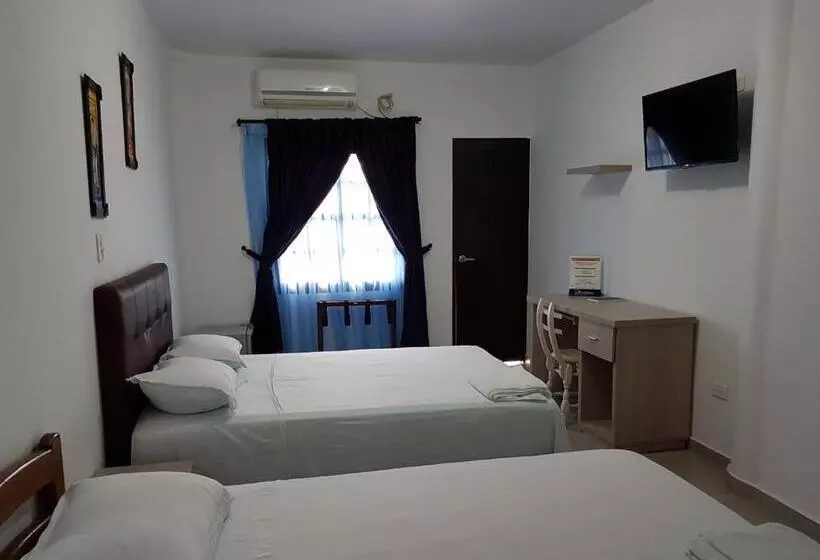 Hotelli Plaza Real Montelíbano