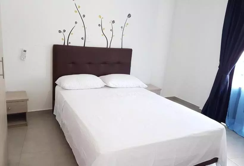 Hotelli Plaza Real Montelíbano