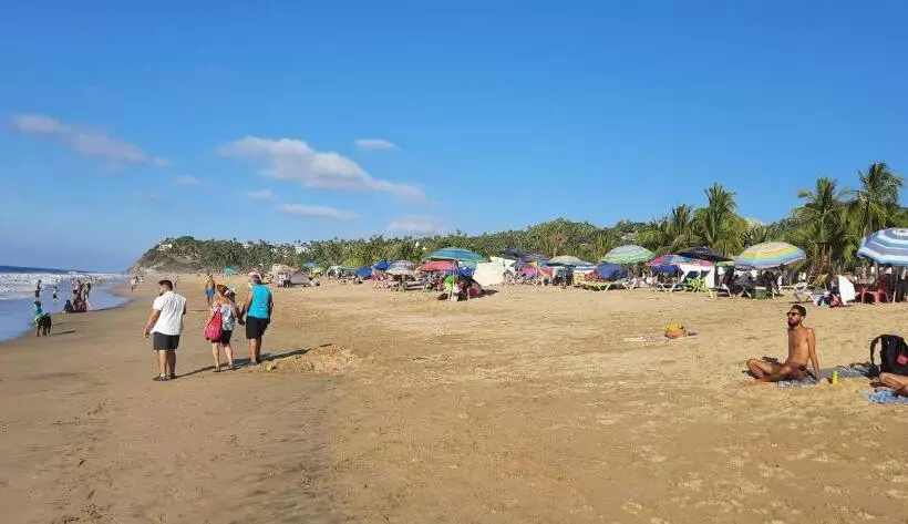 Hotelli Villas Del Monteón