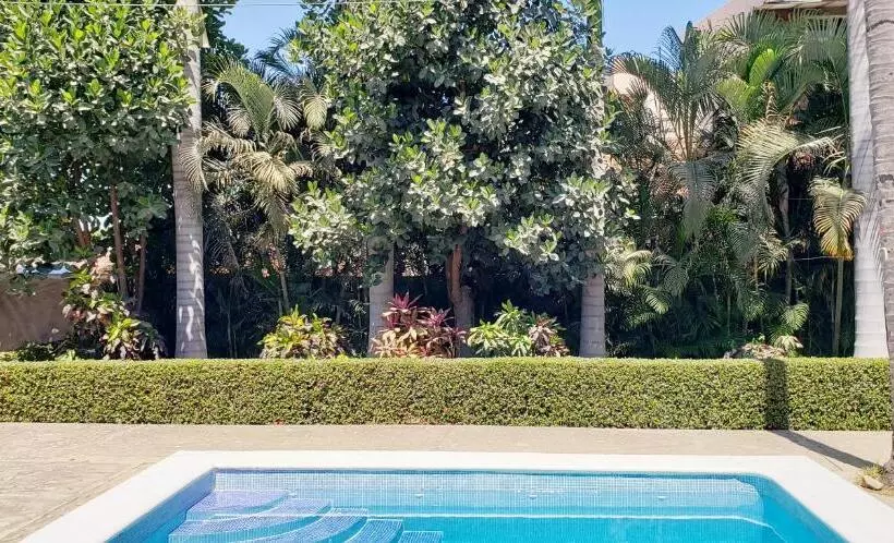 Hotelli Villas Del Monteón