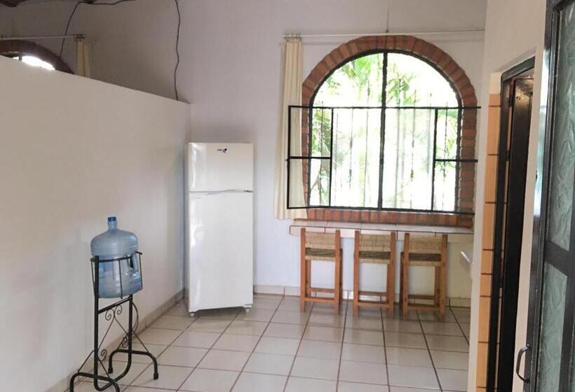 فندق Villas Del Monteón