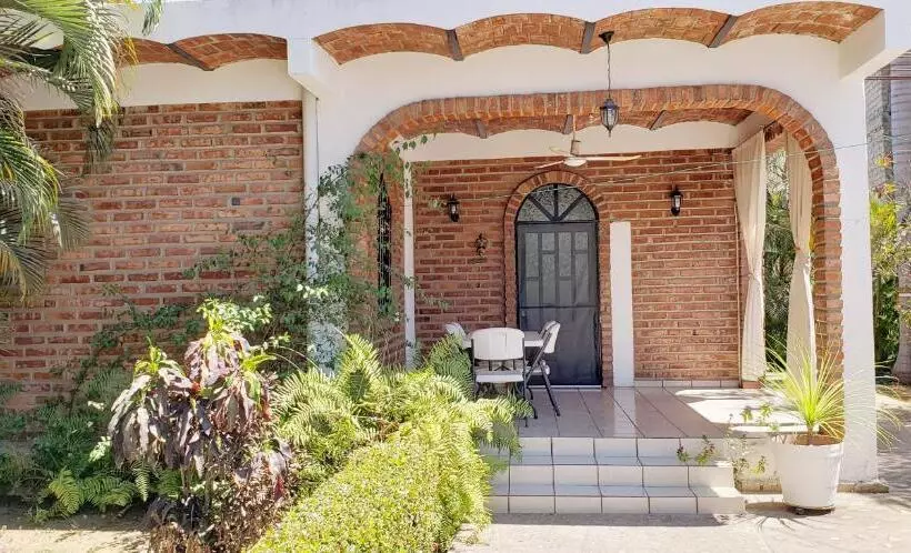 Hotelli Villas Del Monteón