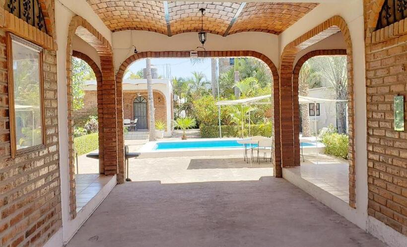 فندق Villas Del Monteón