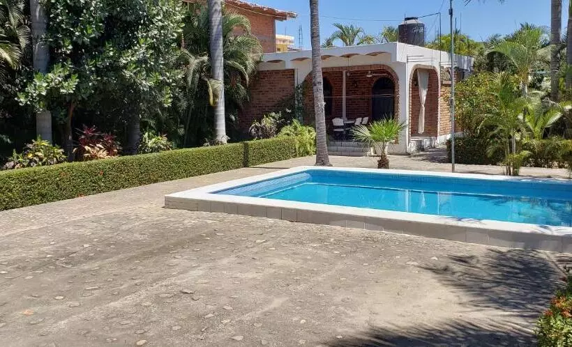 Hotelli Villas Del Monteón
