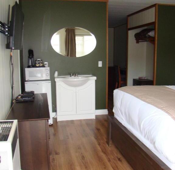 فندق على الطريق Paddock Inn