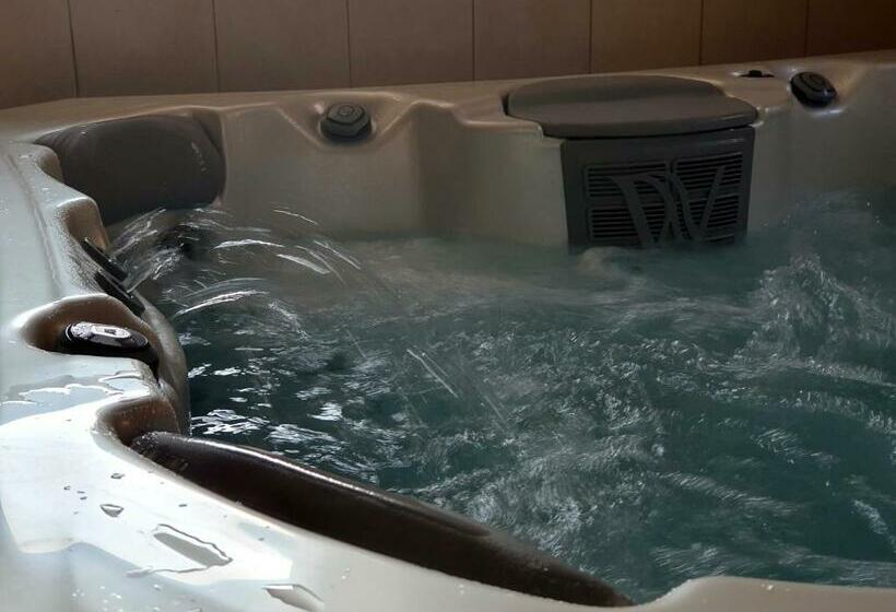 Pensjonat Berezdtető Vendégház