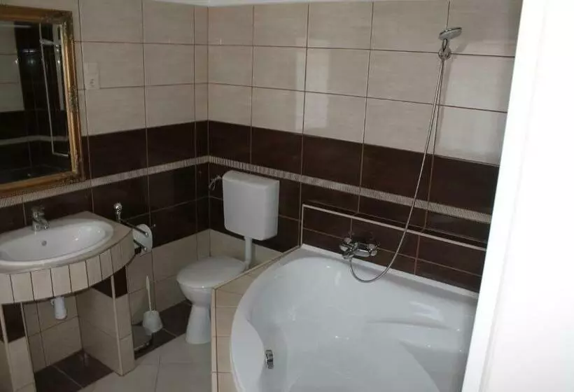 Majatalo Diófa Vendégház