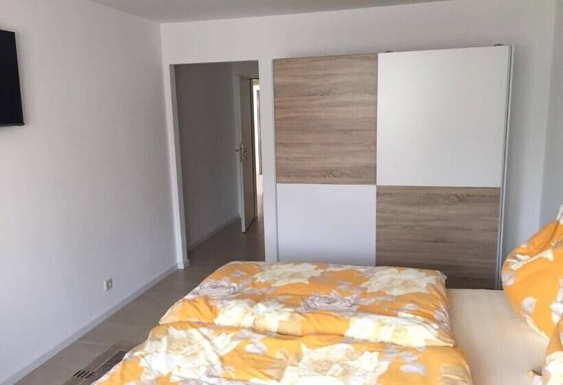 Пансион Gästezimmer Lindhardt