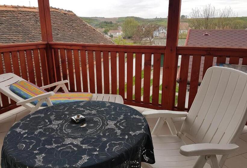 פנסיון Jancsi és Juliska Vendégház