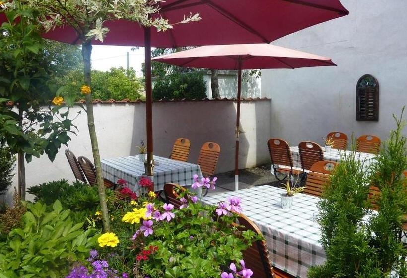 Pensão Landhaus Tannenhof