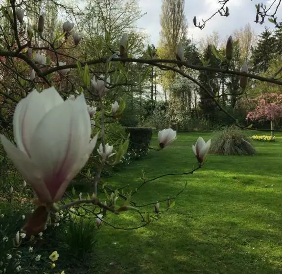 Majatalo Le Domaine Des Loups