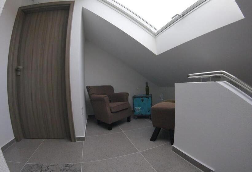 ペンション Penzion U Hada