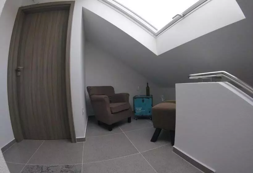 ペンション Penzion U Hada