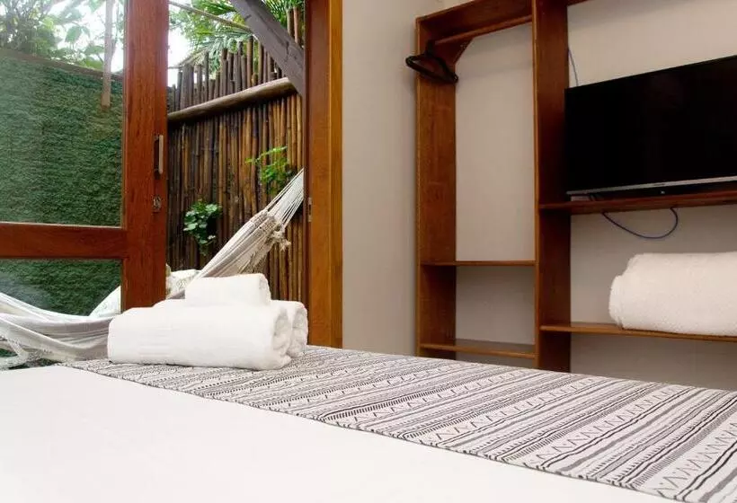 ペンション Pousada Villa Embaú
