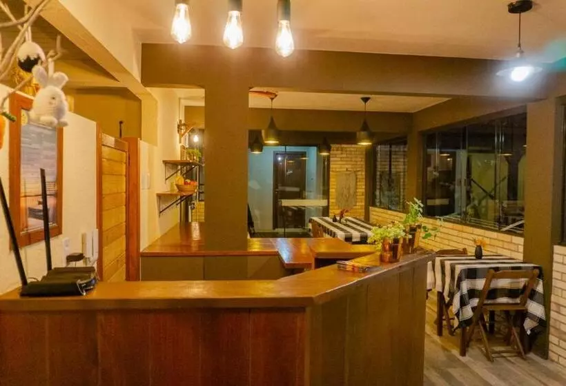 ペンション Pousada Villa Embaú