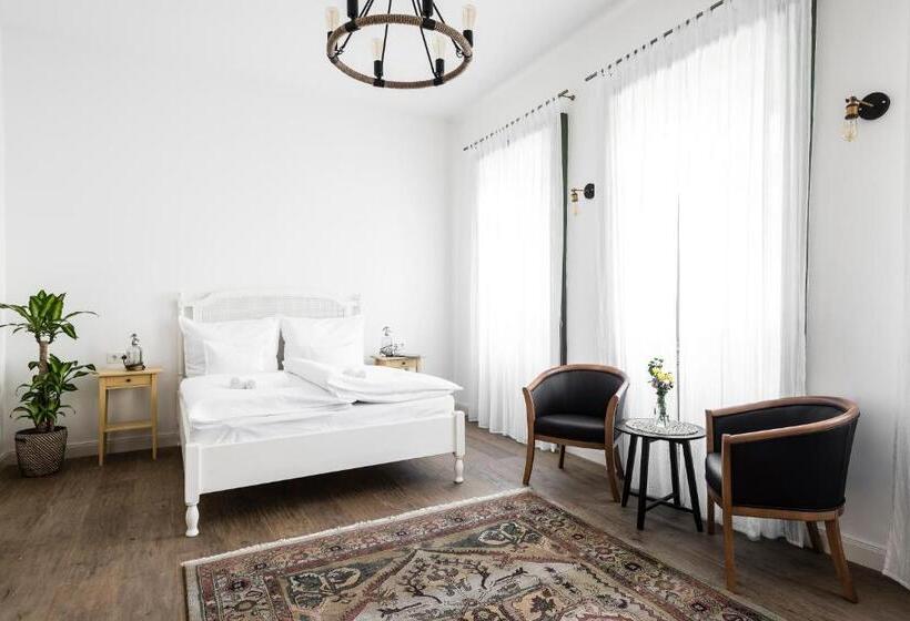 פנסיון R40 Vendégház