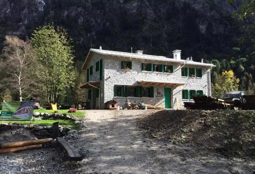 Majatalo Rifugio Luna Nascente