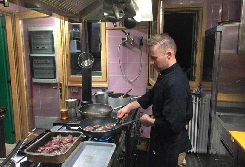 ペンション Rifugio Luna Nascente