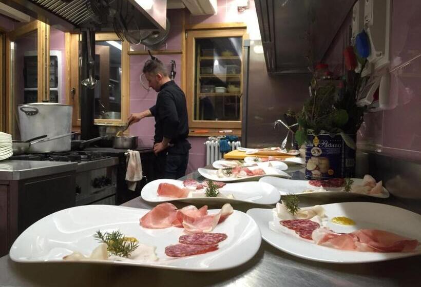 ペンション Rifugio Luna Nascente