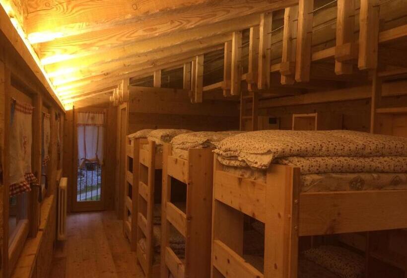 ペンション Rifugio Luna Nascente