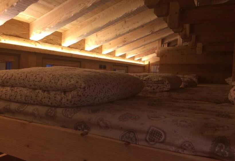 ペンション Rifugio Luna Nascente