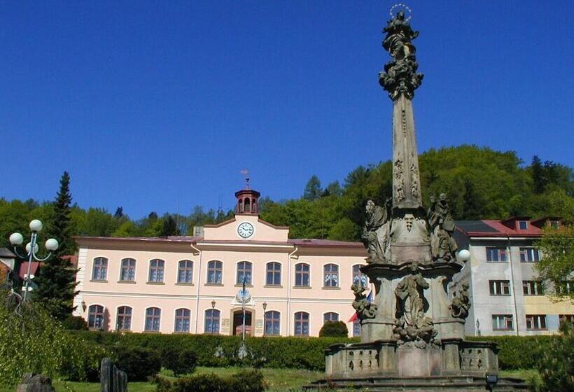 Pension & Restaurace Zelený Mlýn žacléř