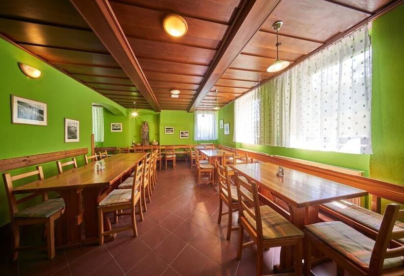 Pension & Restaurace Zelený Mlýn žacléř