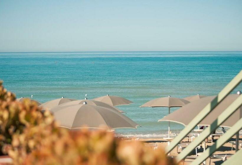 منتجع Luna Minoica Suites And Apartments