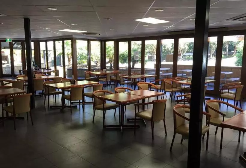 Time And Tide Hotel Motel