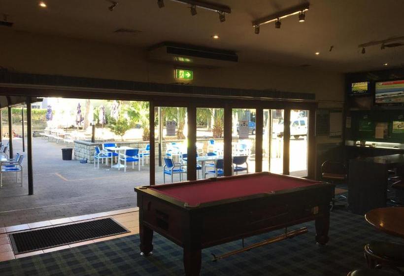 Time And Tide Hotel Motel