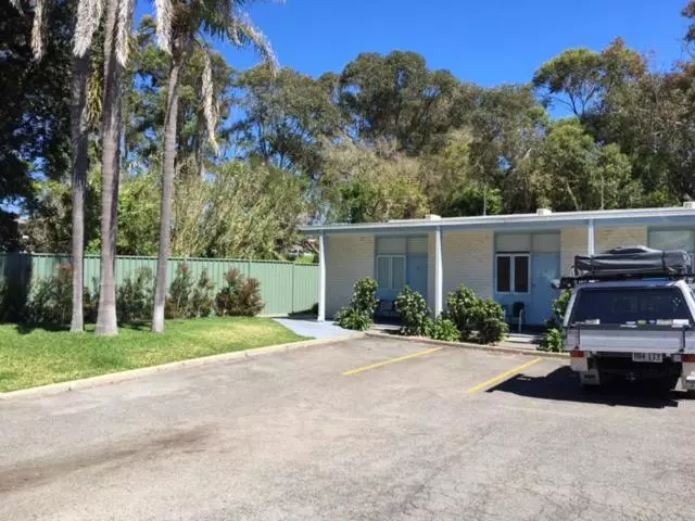 Time And Tide Hotel Motel