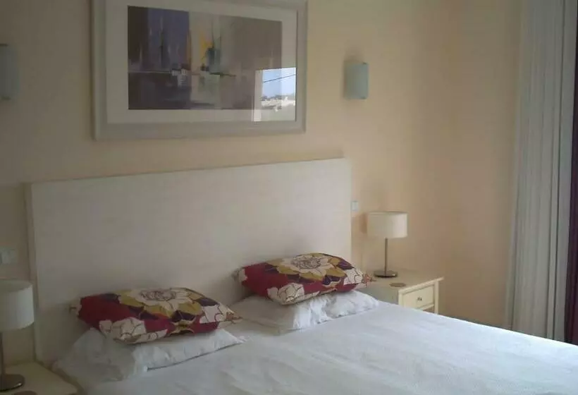 Apartamentos Villa Marachique