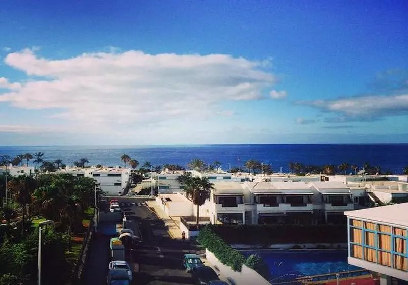 Aparthotel Costa Volcán & Spa